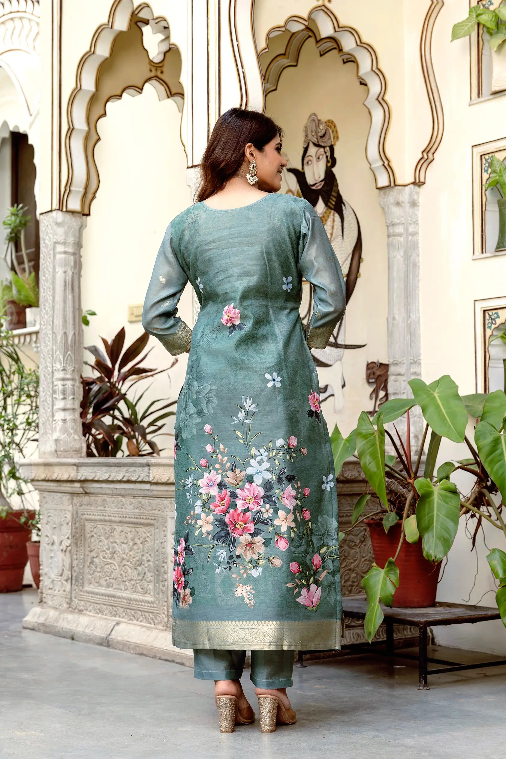 Floral Chanderi Kurti with Woven Dupatta