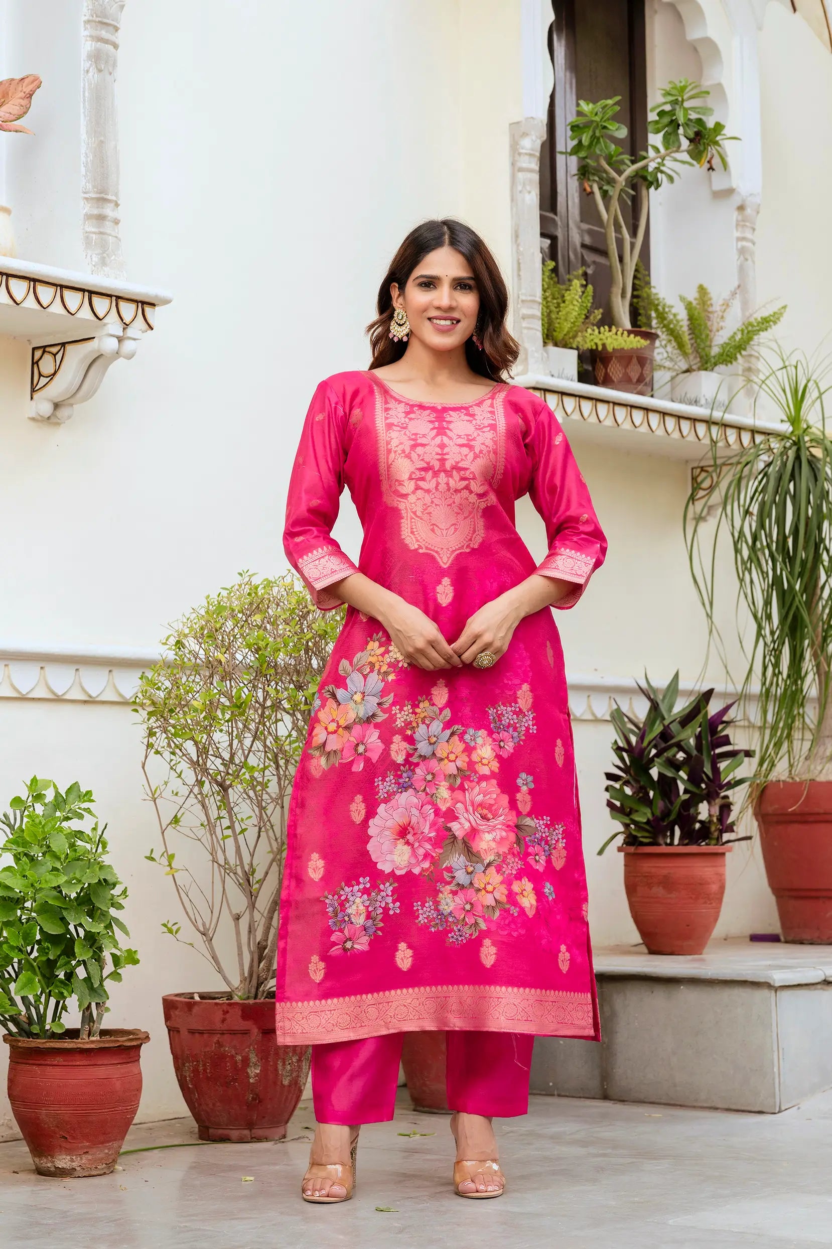 Floral Chanderi Kurti with Woven Dupatta