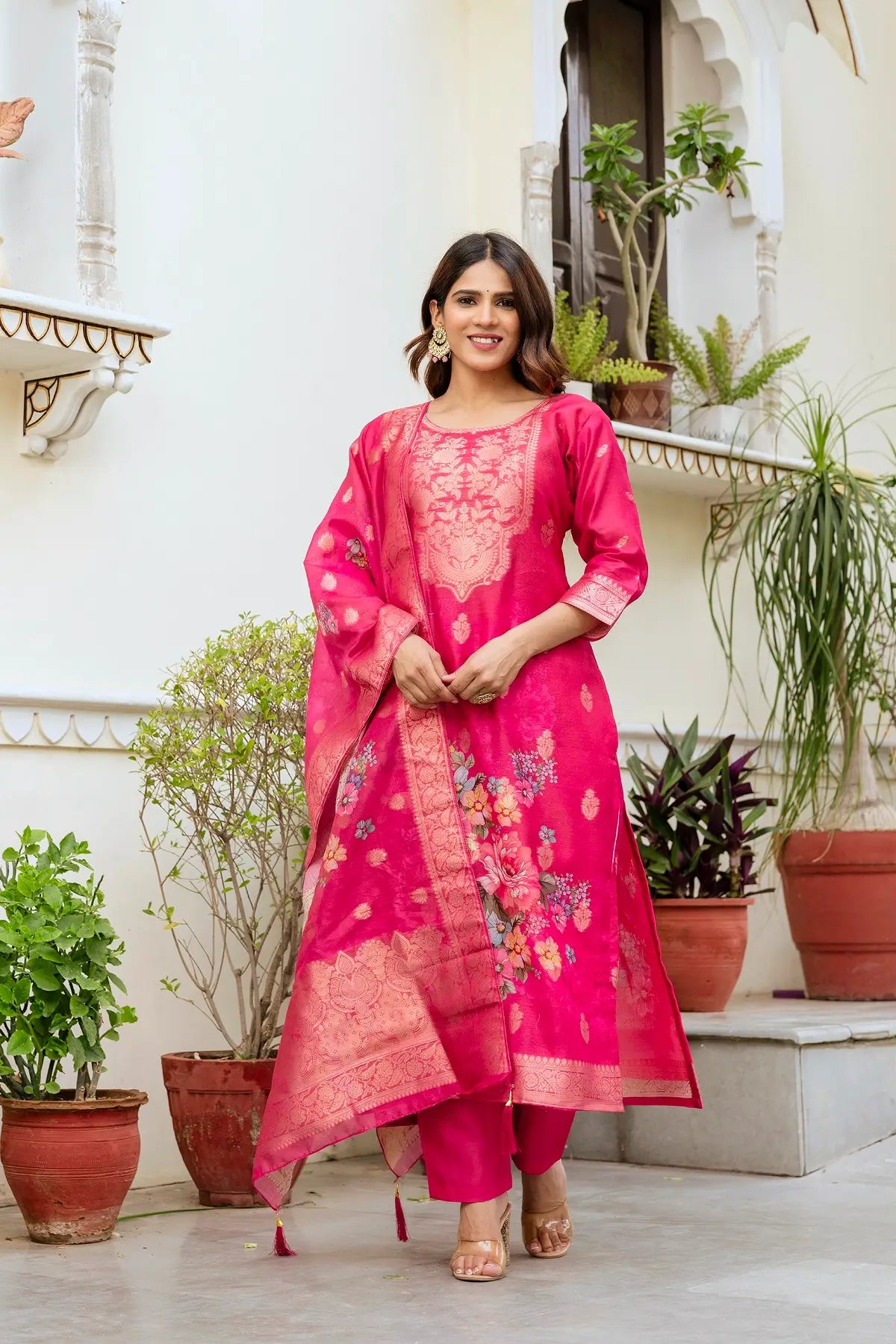 Floral Chanderi Kurti with Woven Dupatta