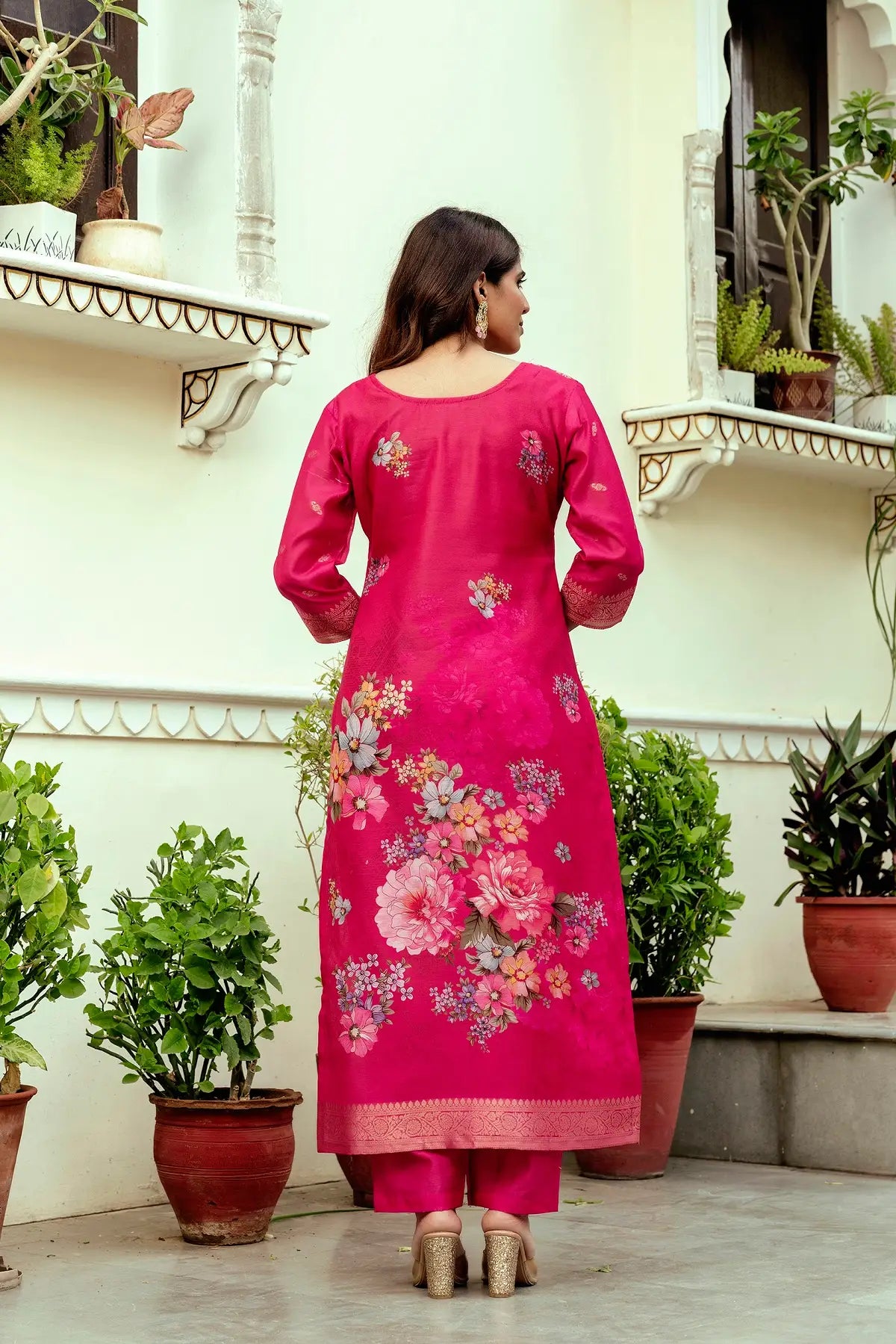 Floral Chanderi Kurti with Woven Dupatta