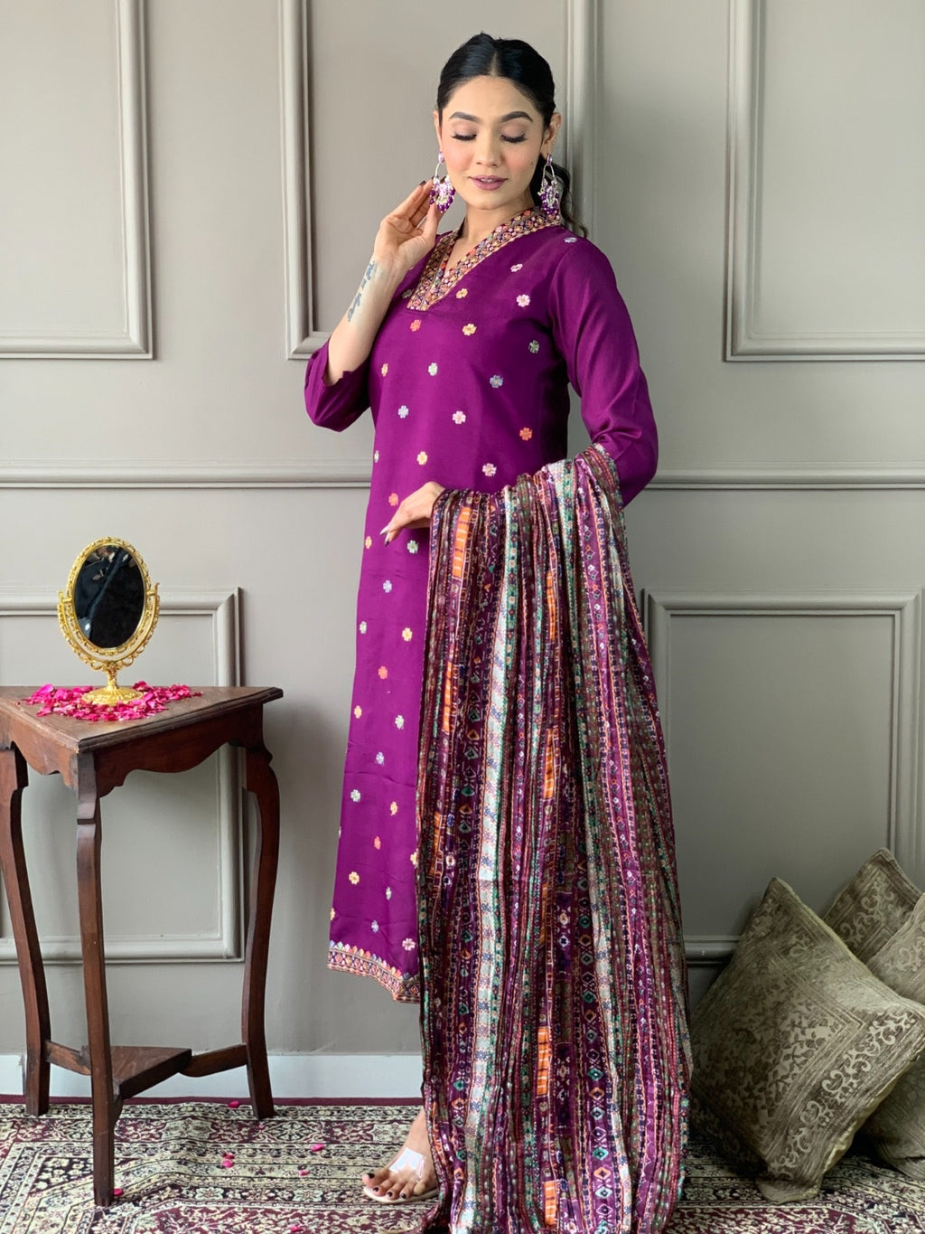 Amethyst Embroidered Kurta Set with Artisan Dupatta