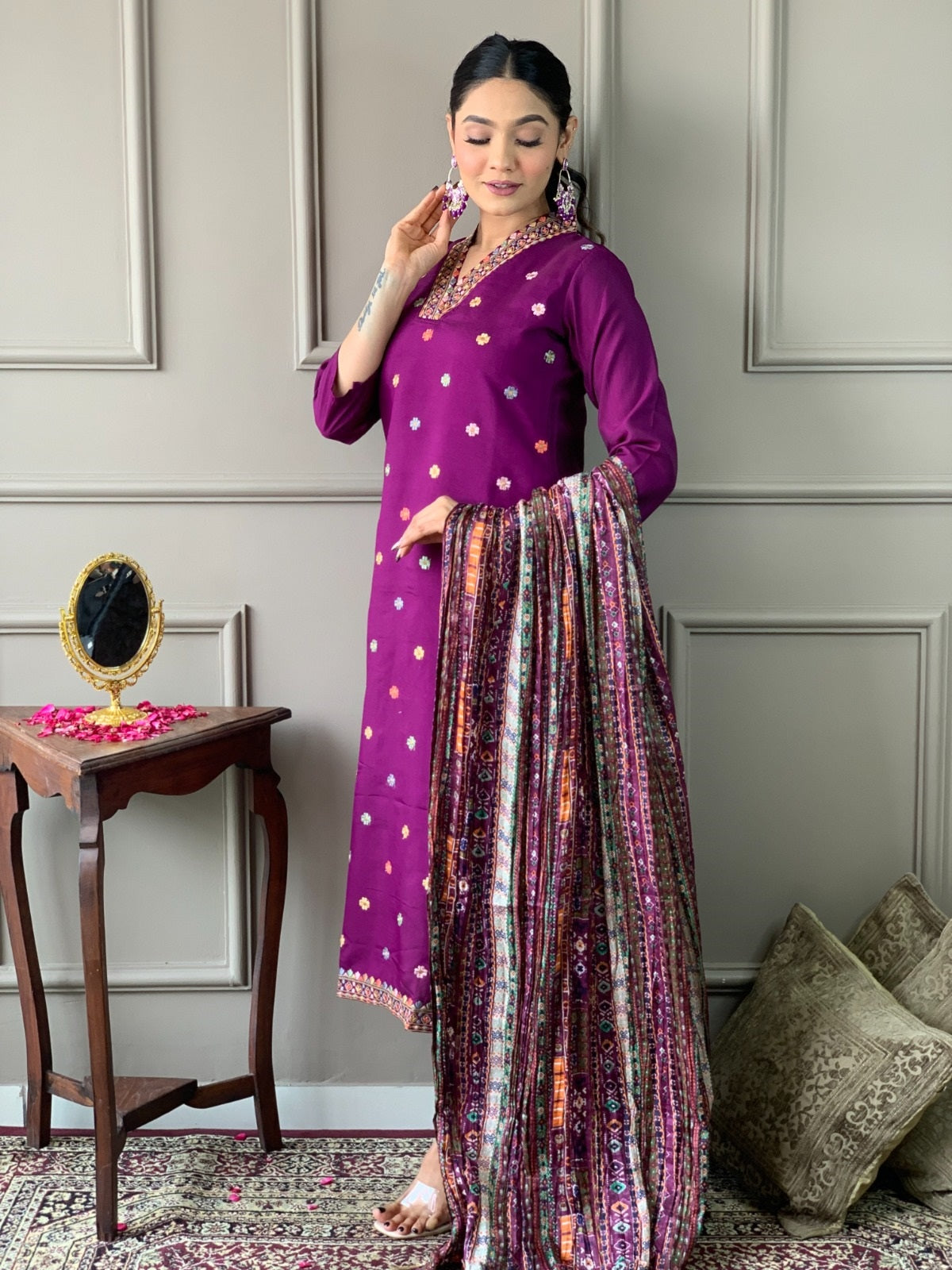 Amethyst Embroidered Kurta Set with Artisan Dupatta